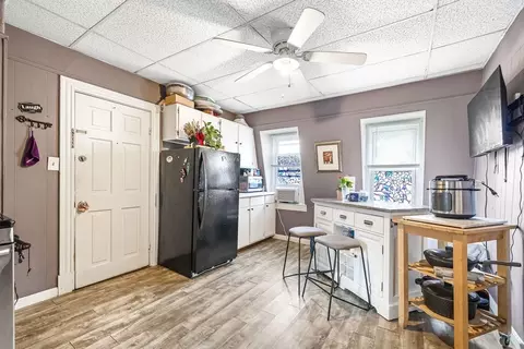 10 Greendale Ave, Worcester, MA 01606 photo 8