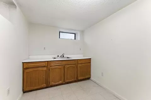 Other - 199 Cherokee Dr, Springfield, MA 01109 photo 9 of 12