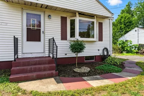 Other - 199 Cherokee Dr, Springfield, MA 01109 photo 2 of 12