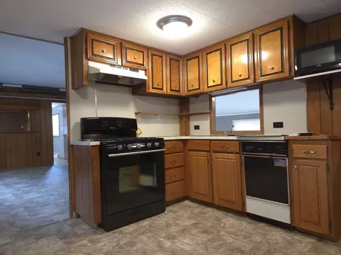 26 Elm Shade Way, Springfield, MA 01119 photo 6