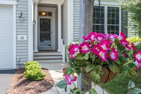 15 Maplewood, Plymouth, MA 02360