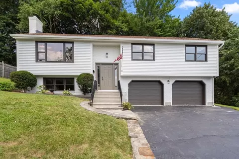 23 Whitten St, Worcester, MA 01605
