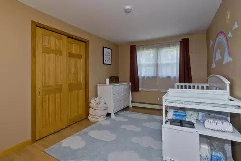 Bedroom - 53 Beach Point Rd, Lancaster, MA 01523 photo 3 of 4
