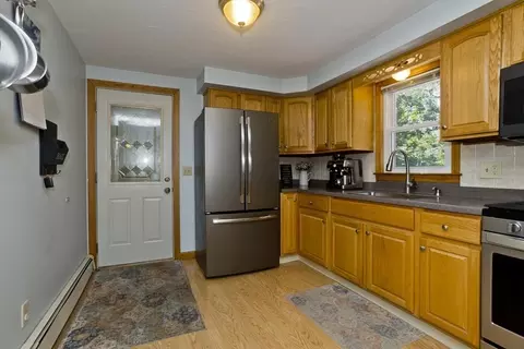 Kitchen - 53 Beach Point Rd, Lancaster, MA 01523 photo 1 of 4