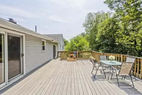 Exterior - 53 Beach Point Rd, Lancaster, MA 01523 photo 4 of 7