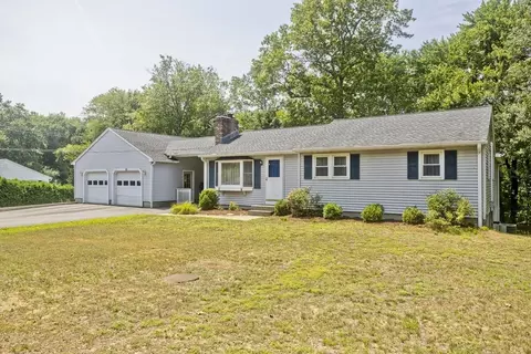 Exterior - 53 Beach Point Rd, Lancaster, MA 01523 photo 6 of 7