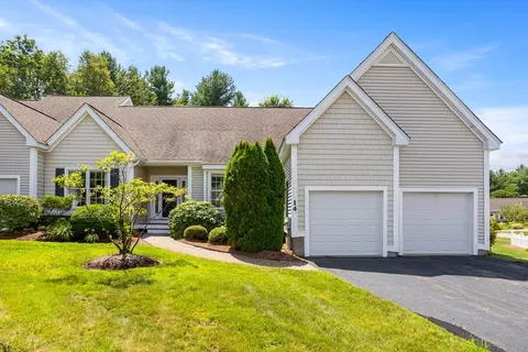 14 Sandstone Rd #14, Westford, MA 01886