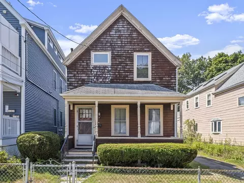 27 Alpine St, Somerville, MA 02144
