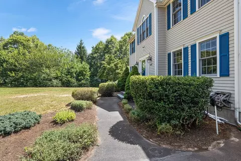 898 Main St, Wareham, MA 02576 photo 3