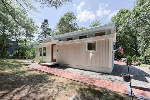 183 Mountain St, Sharon, MA 02067 photo 3