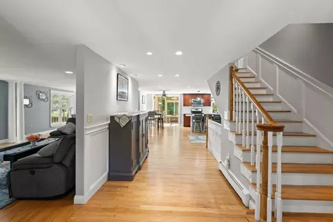 53 Batchelder Rd, Reading, MA 01867 photo 13