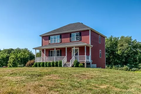 5 Shamrock Ln, Lakeville, MA 02347