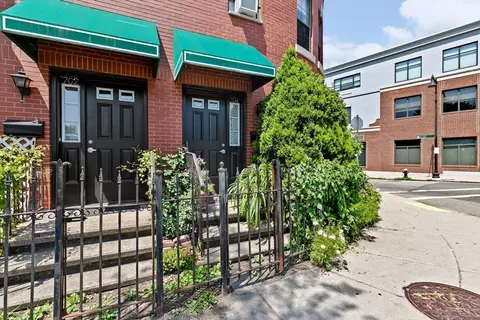 704 Columbia Rd #704, Boston, MA 02125