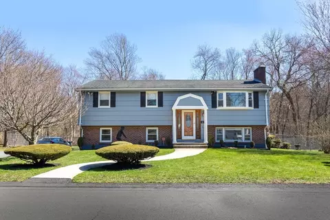 82 Brian Dr, Brockton, MA 02301