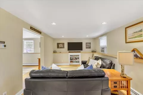 1 Sandy Ln, Bourne, MA 02532 photo 18