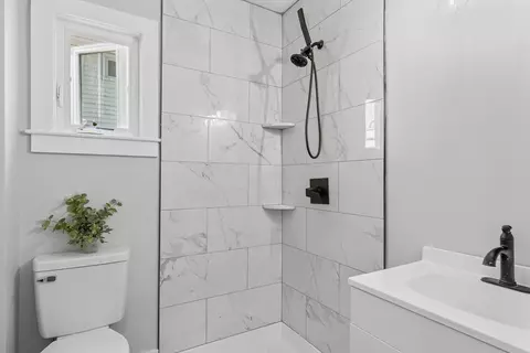 Bath - 15 Bennett St, Everett, MA 02149 photo 1 of 3