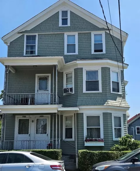 545 Robeson St, Fall River, MA 02720