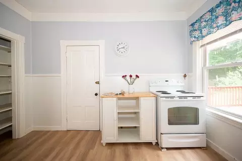 Kitchen - 3 Arbor Vitae St, Worcester, MA 01603 photo 1 of 1