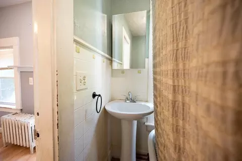 Bath - 3 Arbor Vitae St, Worcester, MA 01603 photo 2 of 2