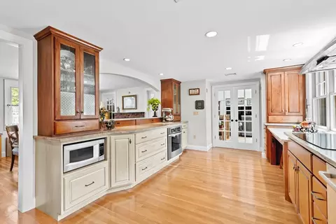 22 Marcus Rd, Sharon, MA 02067 photo 3