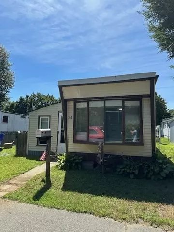 54 Pioneer Way, Springfield, MA 01119