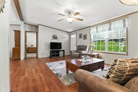 9 Riverview Cir, Brimfield, MA 01010 photo 8