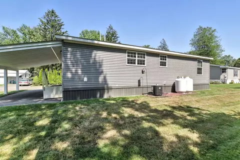 9 Riverview Cir, Brimfield, MA 01010 photo 34