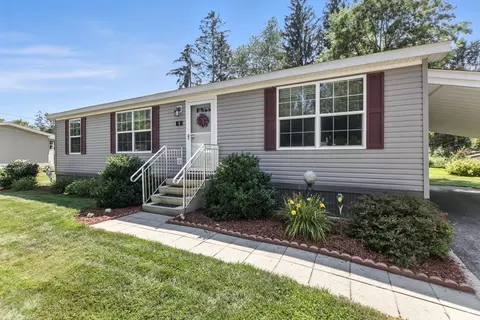 9 Riverview Cir, Brimfield, MA 01010 photo 6