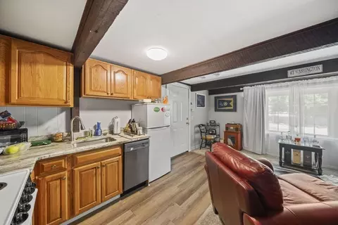 221 Bailey St, Canton, MA 02021 photo 24