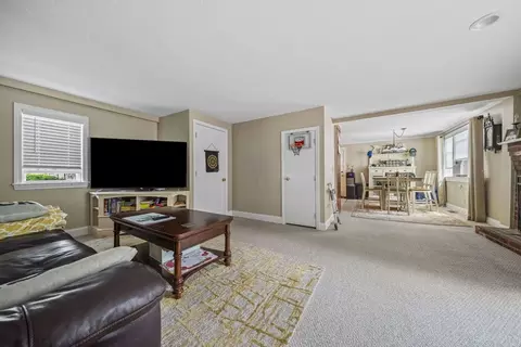 221 Bailey St, Canton, MA 02021 photo 4