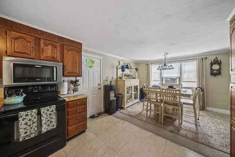 221 Bailey St, Canton, MA 02021 photo 6