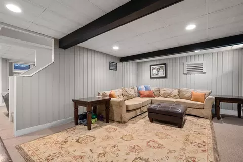 4 Arnold Rd, Wellesley, MA 02481 photo 23