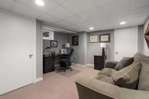 4 Arnold Rd, Wellesley, MA 02481 photo 24