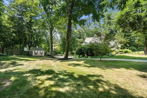 4 Arnold Rd, Wellesley, MA 02481 photo 30