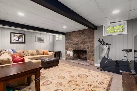 4 Arnold Rd, Wellesley, MA 02481 photo 22