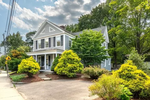 33 Concord Rd, Billerica, MA 01821