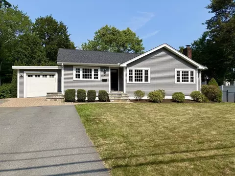 266 Bishop St, Framingham, MA 01702
