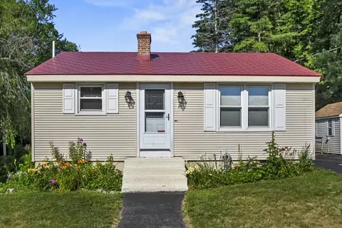 20 Grandview Ave, Auburn, MA 01501
