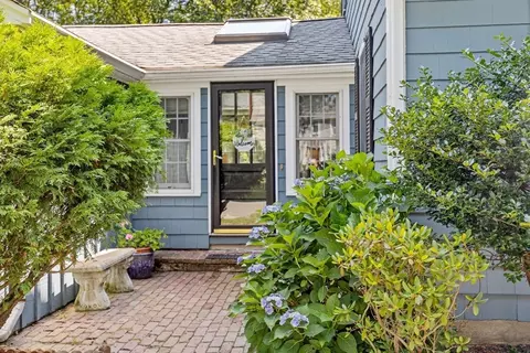 20 Brewster Rd, Hingham, MA 02043 photo 4