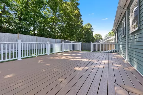 27 May St, Marblehead, MA 01945 photo 28