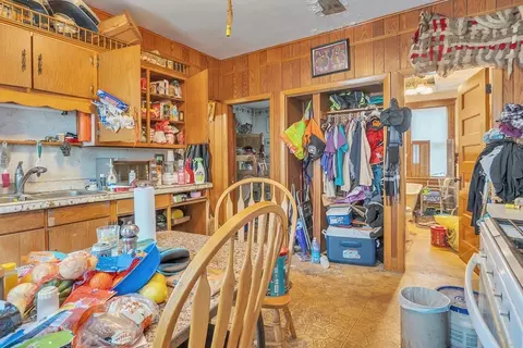 35 Stanton St, Worcester, MA 01605 photo 5