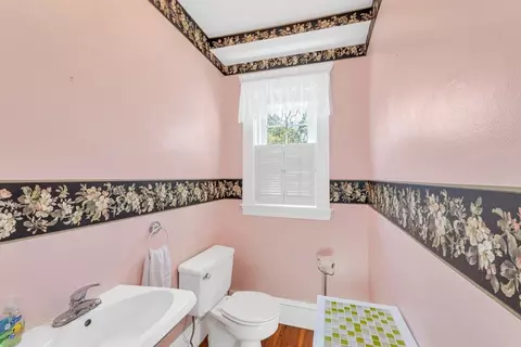39 Arbor Ln, Dedham, MA 02026 photo 13