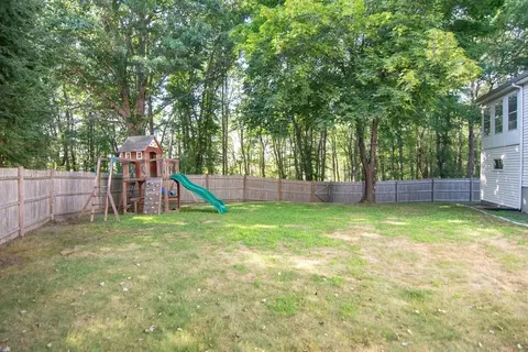 7 Foliage Dr, Walpole, MA 02081 photo 32