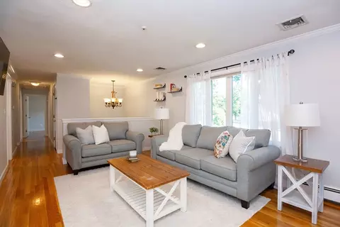 7 Foliage Dr, Walpole, MA 02081 photo 5