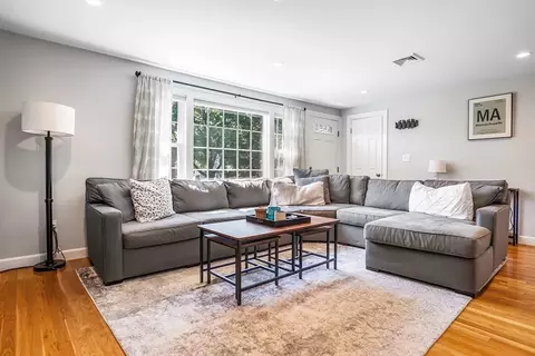 19 Riverview Rd, Framingham, MA 01701 photo 3
