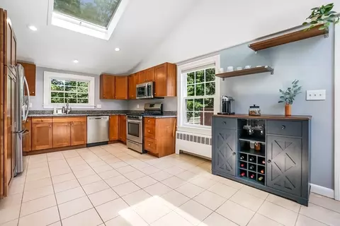 19 Riverview Rd, Framingham, MA 01701 photo 6