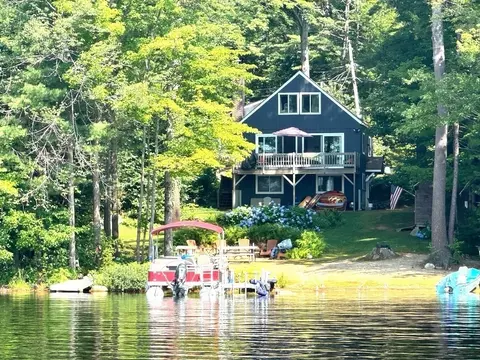 7 Seneca Dr, Ashburnham, MA 01430 photo 2