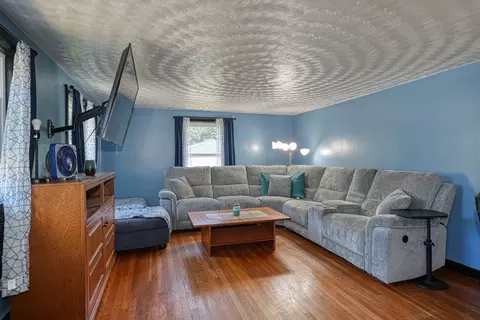 421 Fredette St, Athol, MA 01331 photo 2