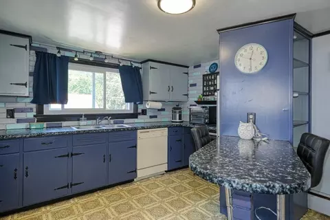 421 Fredette St, Athol, MA 01331 photo 6