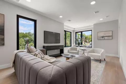 249 Corey Rd #306, Boston, MA 02135